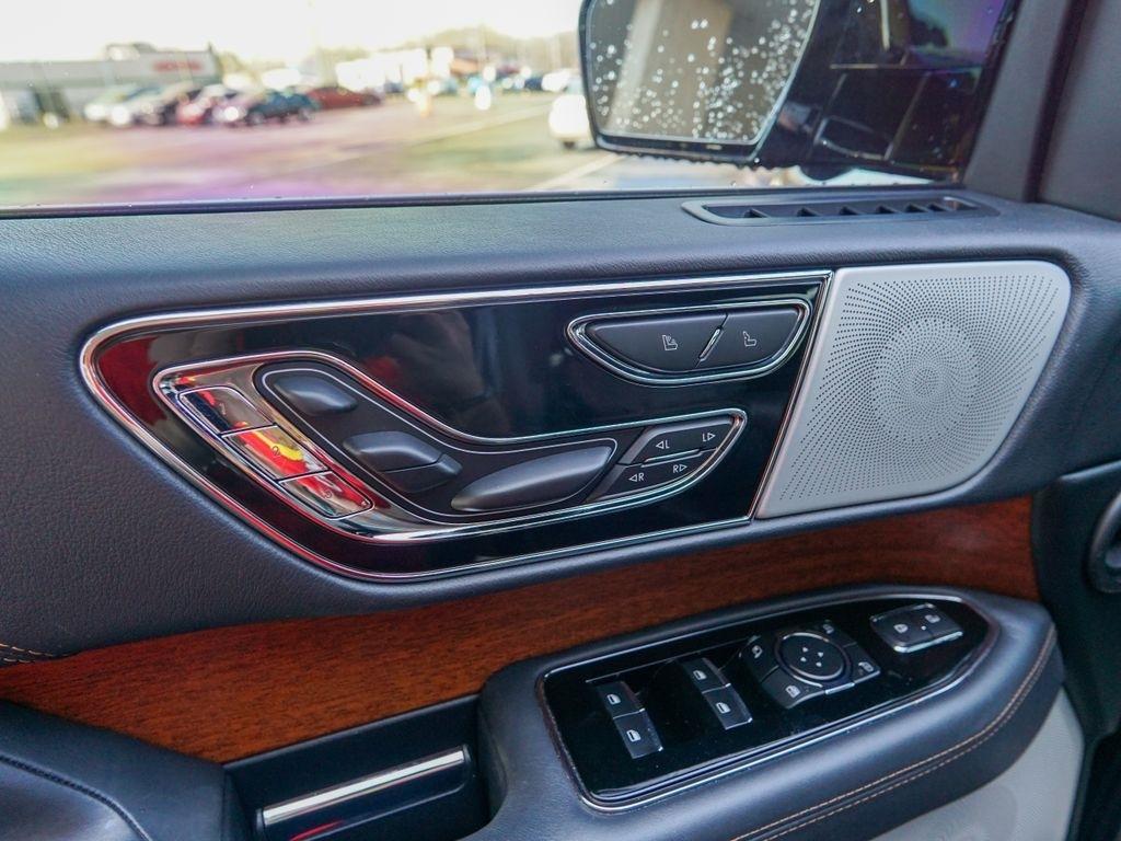 Lincoln Navigator L  2023