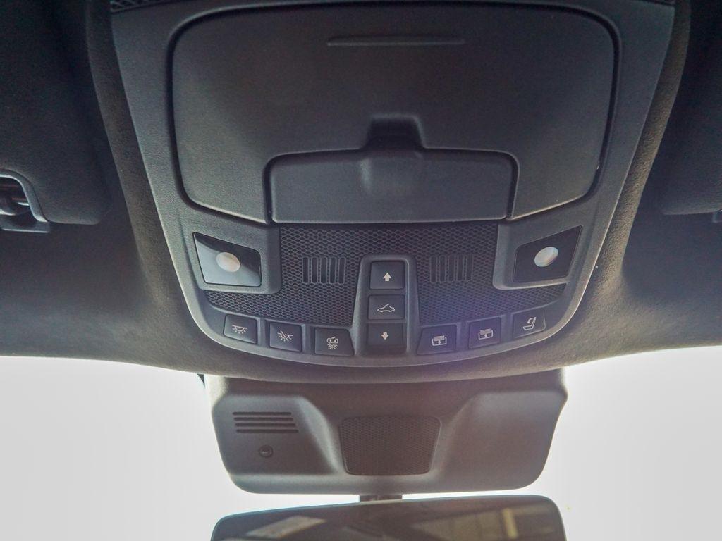 Lincoln Navigator L  2023