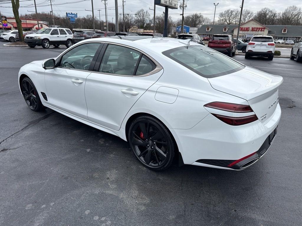 Genesis G70  2023
