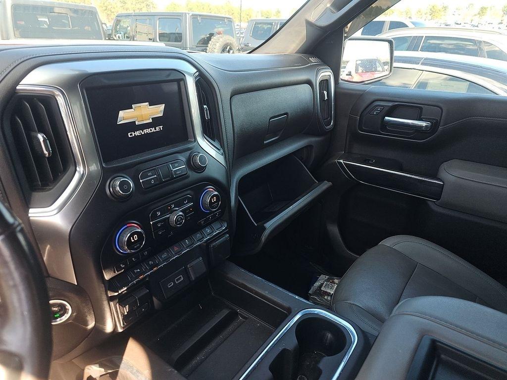 Chevrolet Silverado 1500  2021