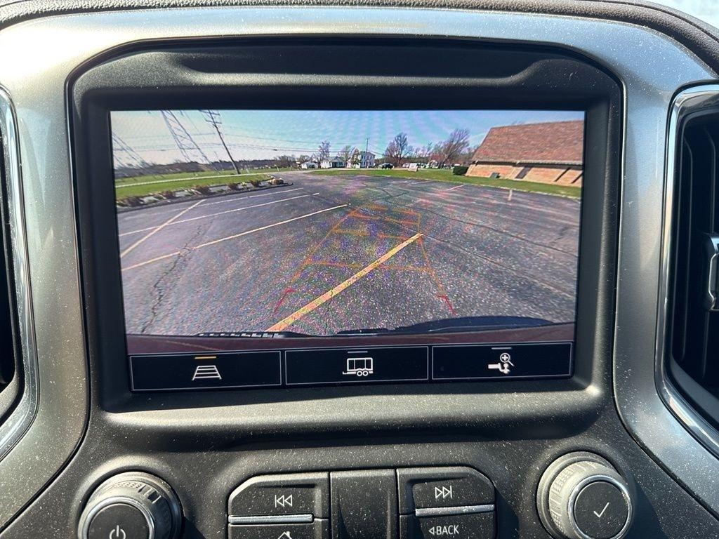 Chevrolet Silverado 1500  2021