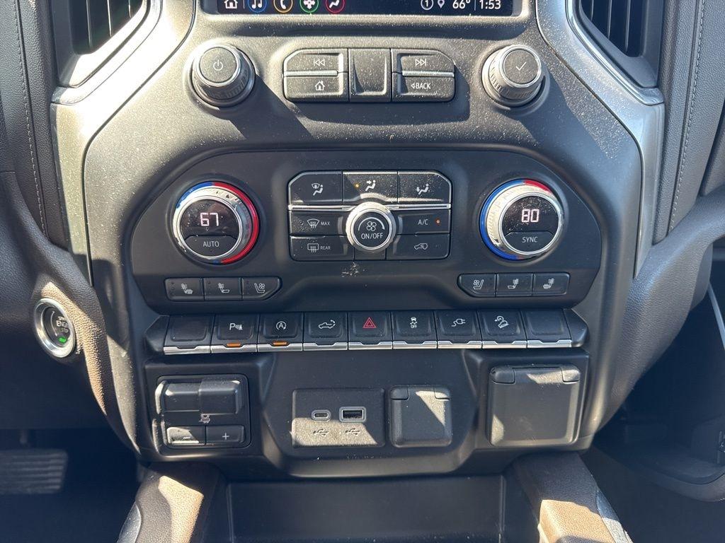 Chevrolet Silverado 1500  2021