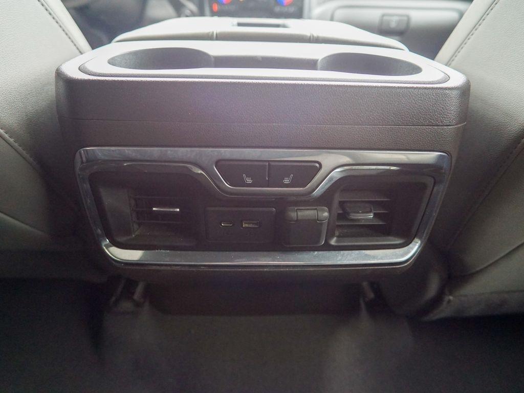 Chevrolet Silverado 1500  2021