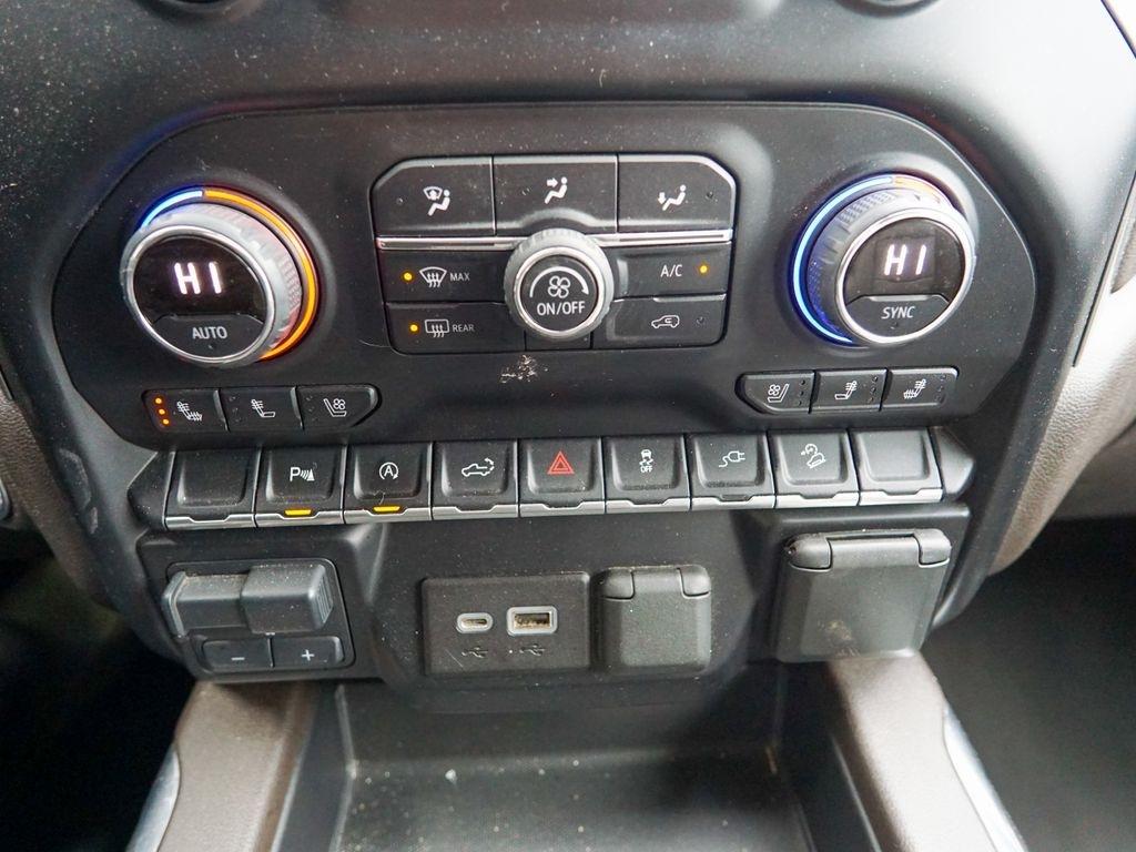 Chevrolet Silverado 1500  2021