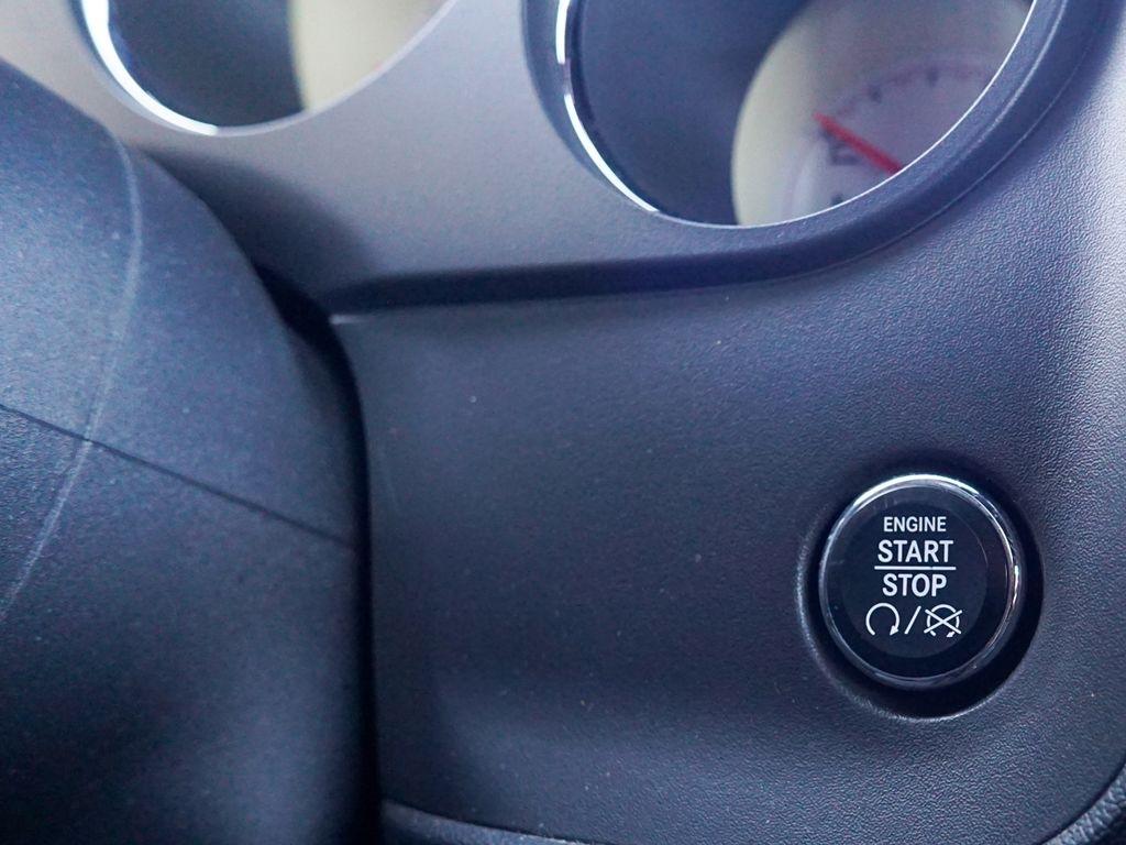 Dodge Challenger  2013