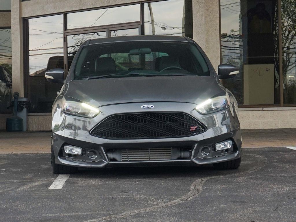Ford Focus  2015
