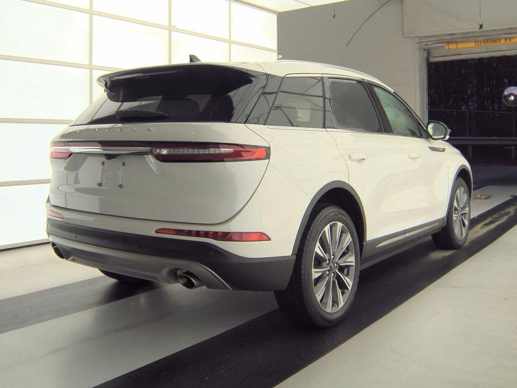 Lincoln Corsair  2021