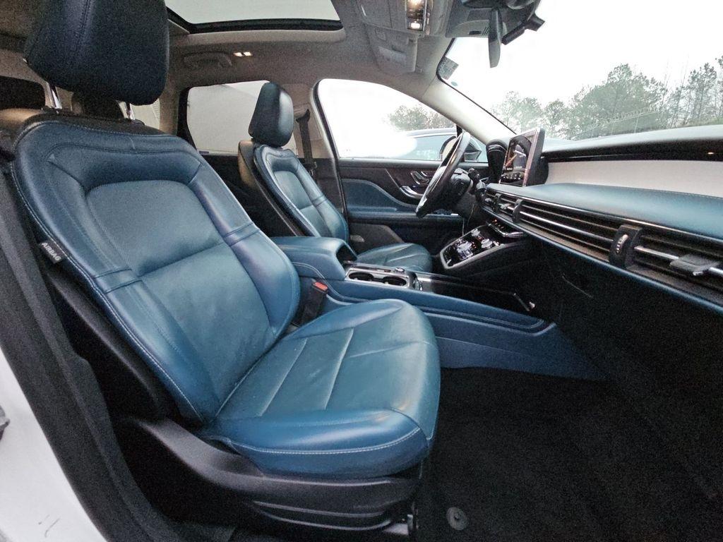 Lincoln Corsair  2021