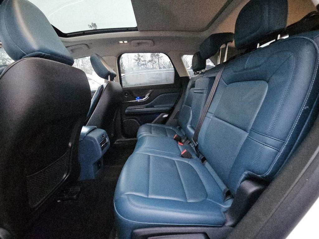 Lincoln Corsair  2021