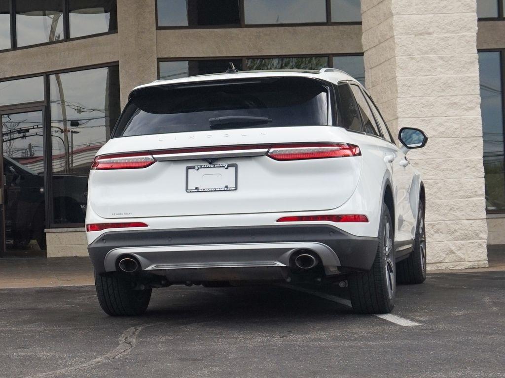 Lincoln Corsair  2021