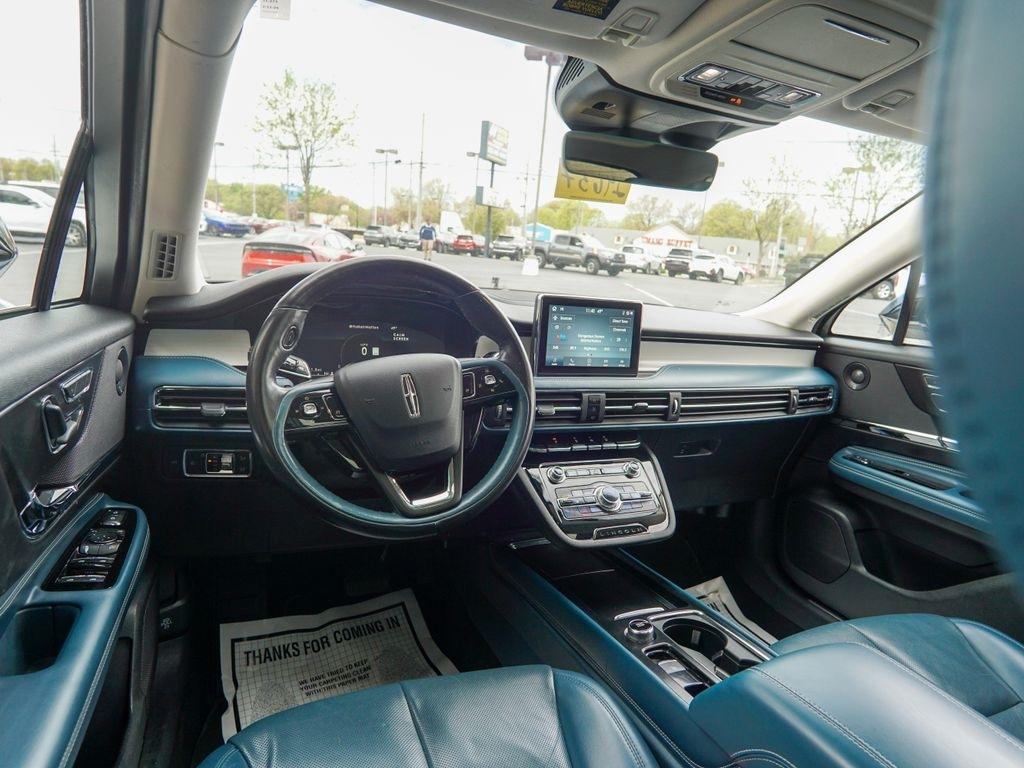 Lincoln Corsair  2021