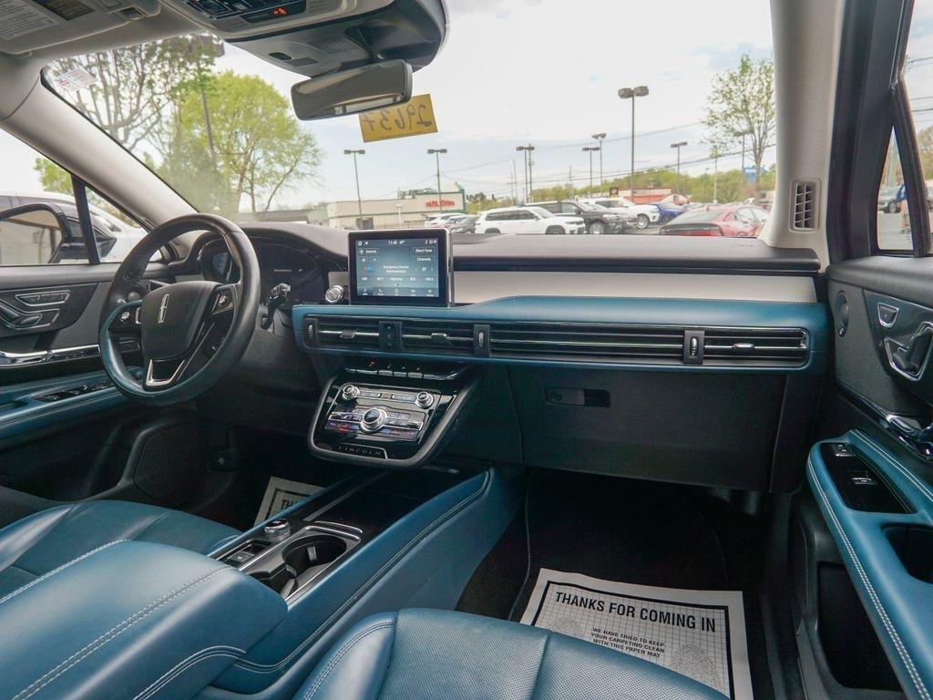 Lincoln Corsair  2021