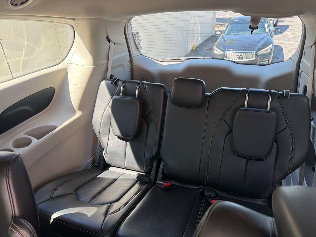 Chrysler Pacifica  2023