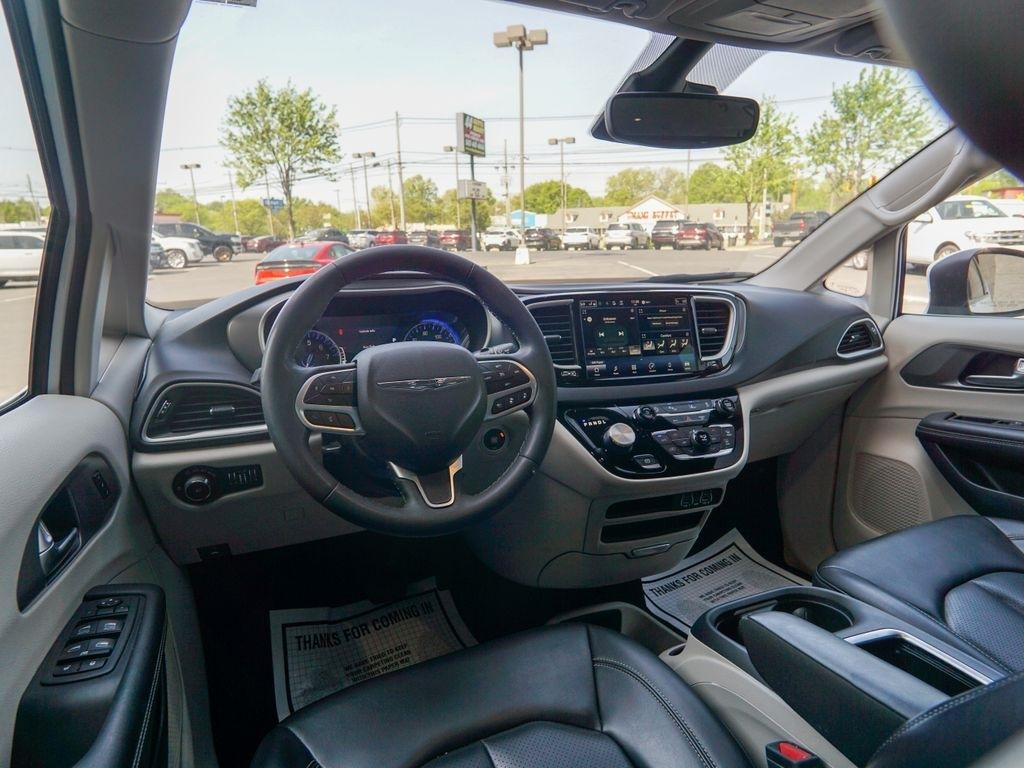 Chrysler Pacifica  2023