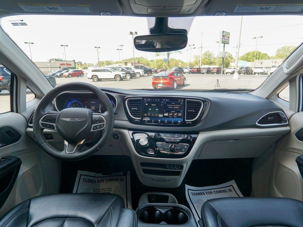 Chrysler Pacifica  2023