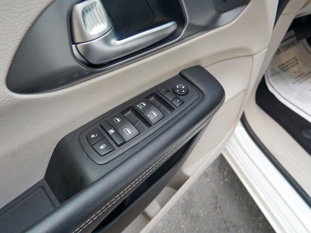 Chrysler Pacifica  2023