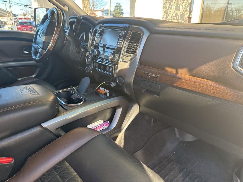 Nissan Titan XD  2017