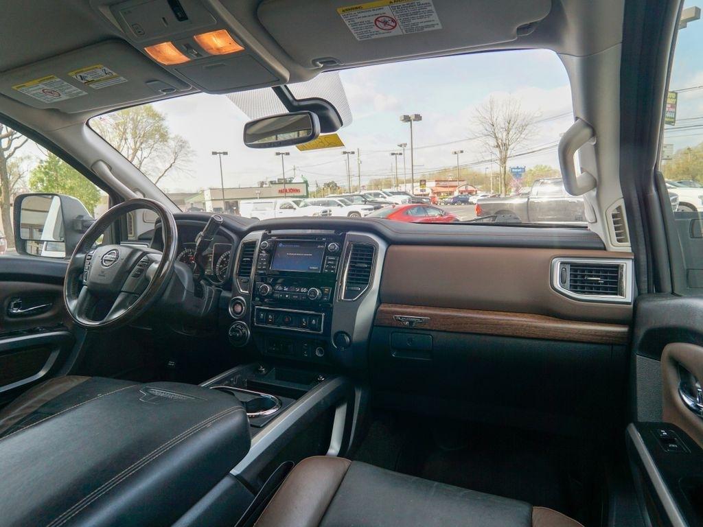 Nissan Titan XD  2017