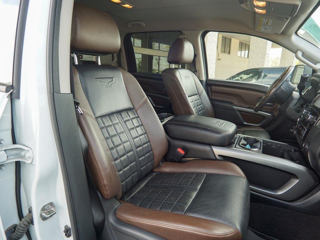 Nissan Titan XD  2017