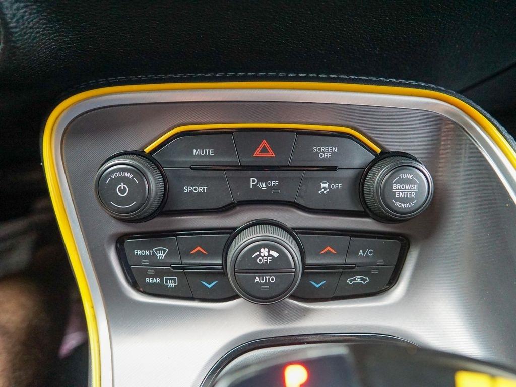 Dodge Challenger  2022