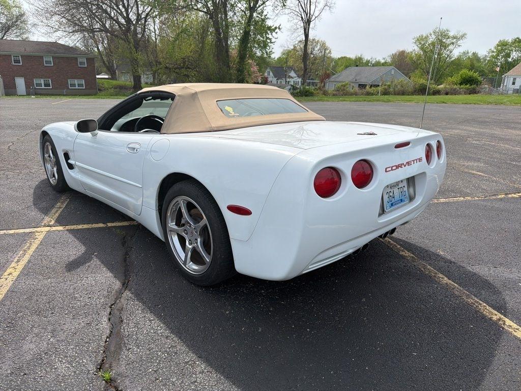 Chevrolet Corvette  2004