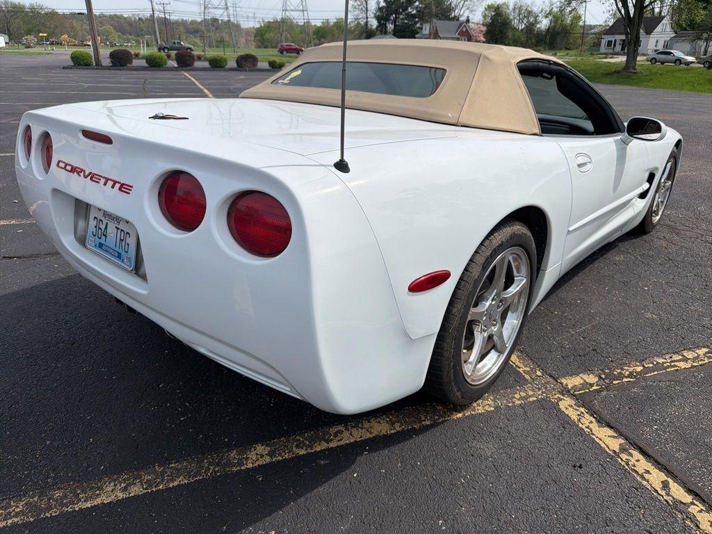 Chevrolet Corvette  2004