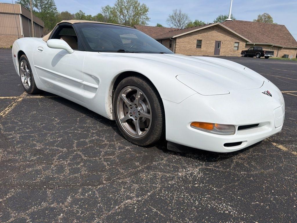 Chevrolet Corvette  2004