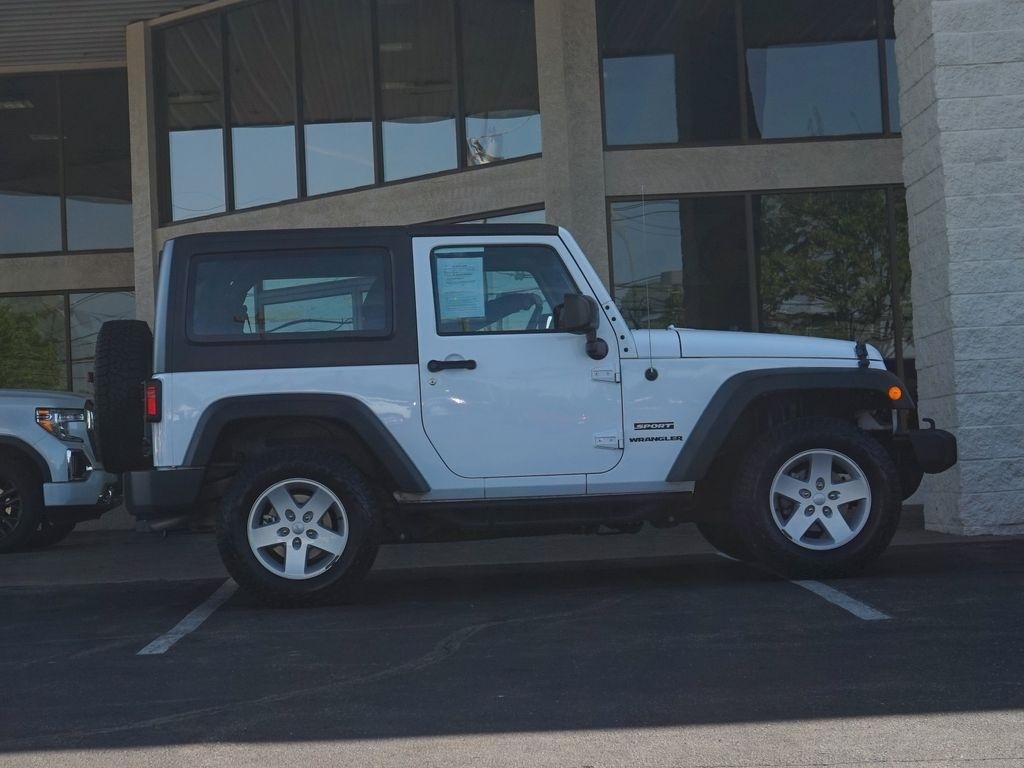 Jeep Wrangler  2017