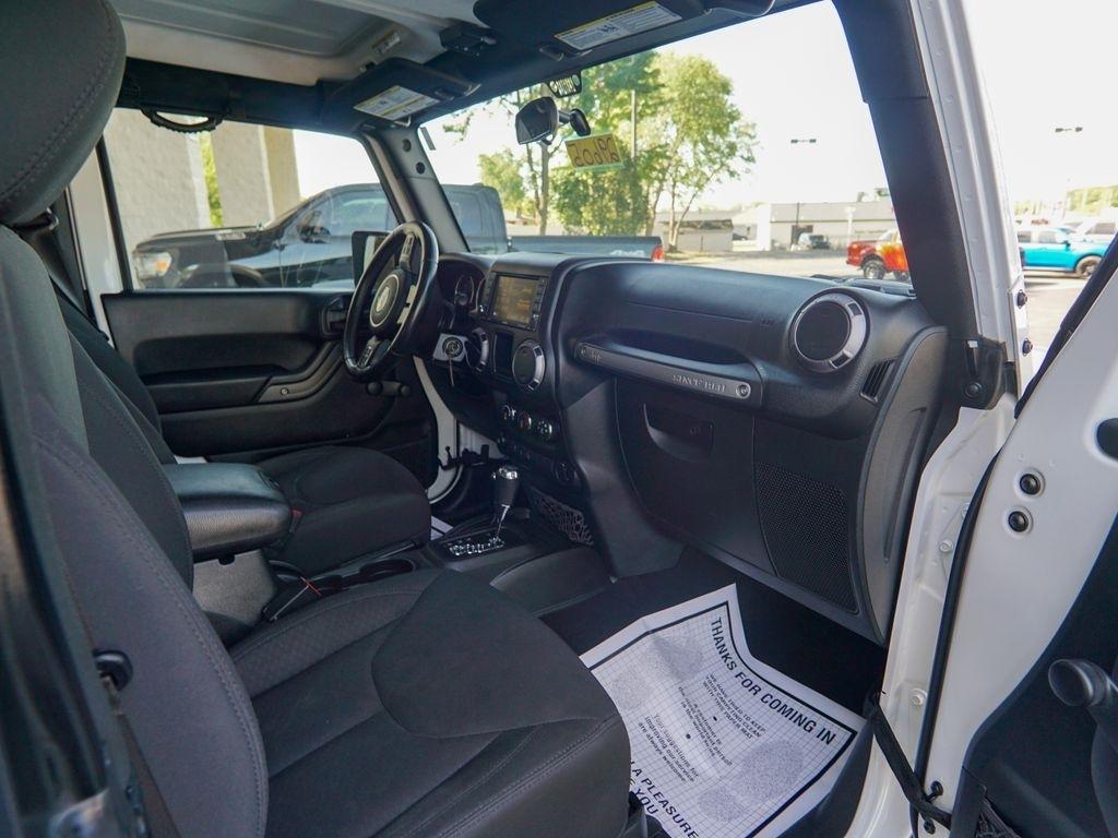 Jeep Wrangler  2017