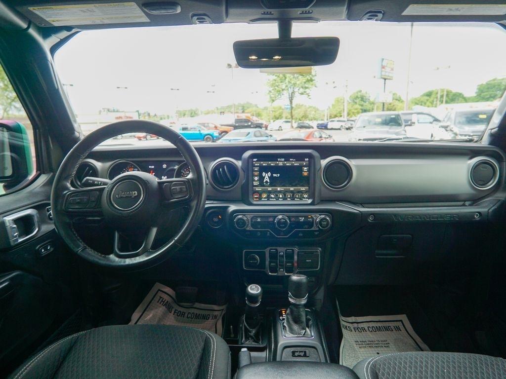 Jeep Wrangler  2021