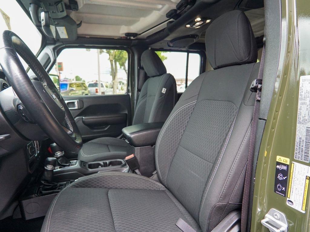 Jeep Wrangler  2021