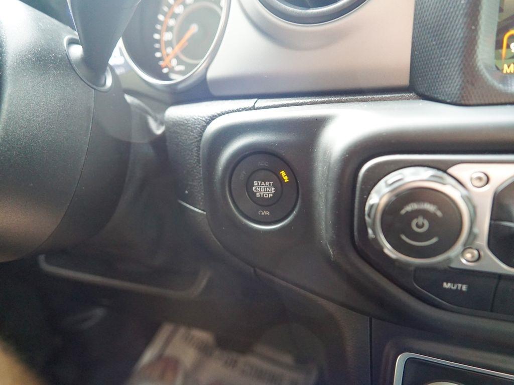 Jeep Wrangler  2021