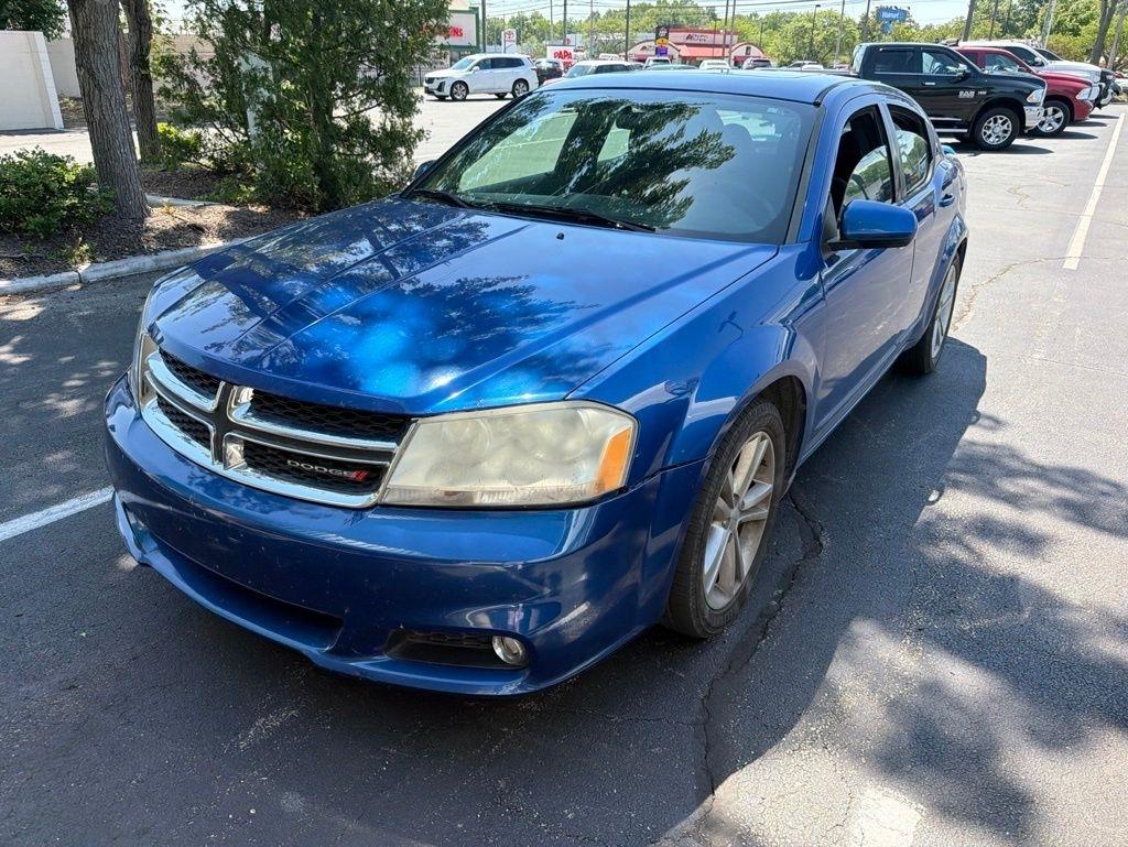 Dodge Avenger  2012