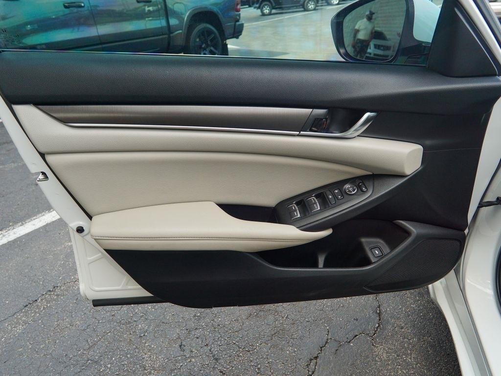 Honda Accord Sedan  2021