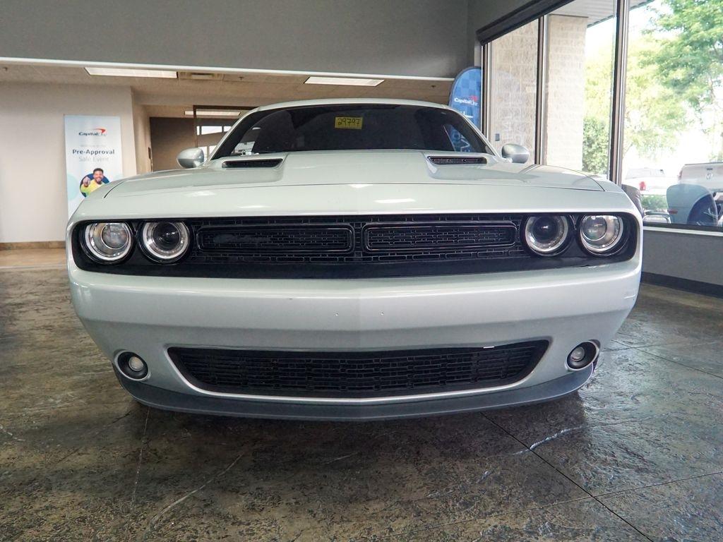 Dodge Challenger  2019