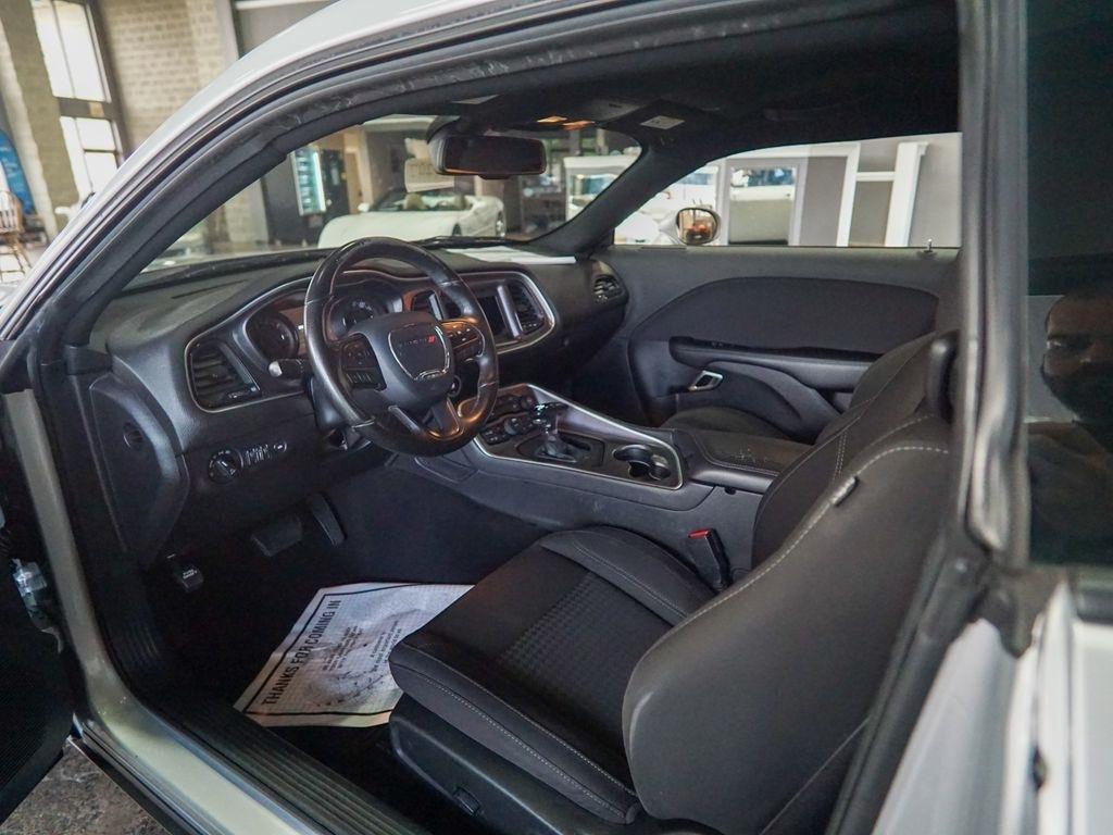 Dodge Challenger  2019