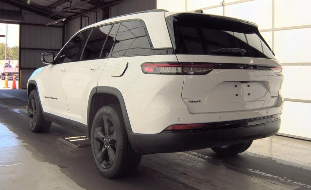 Jeep Grand Cherokee  2023