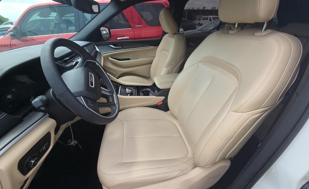 Jeep Grand Cherokee  2023