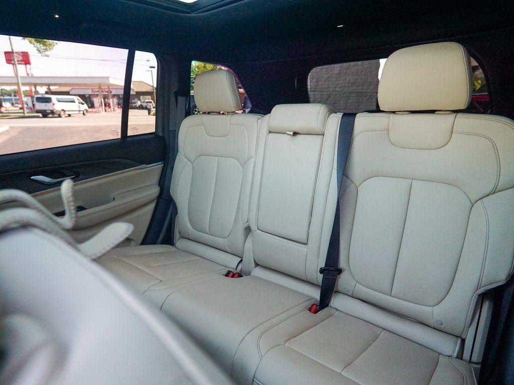 Jeep Grand Cherokee  2023