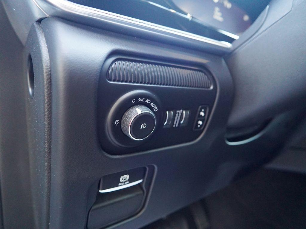 Jeep Grand Wagoneer L  2024