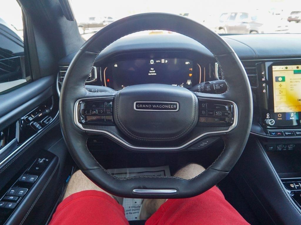 Jeep Grand Wagoneer L  2024