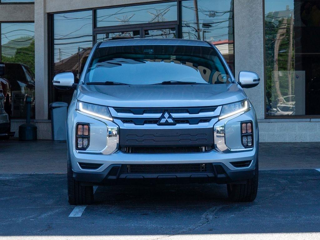 Mitsubishi Outlander Sport  2021