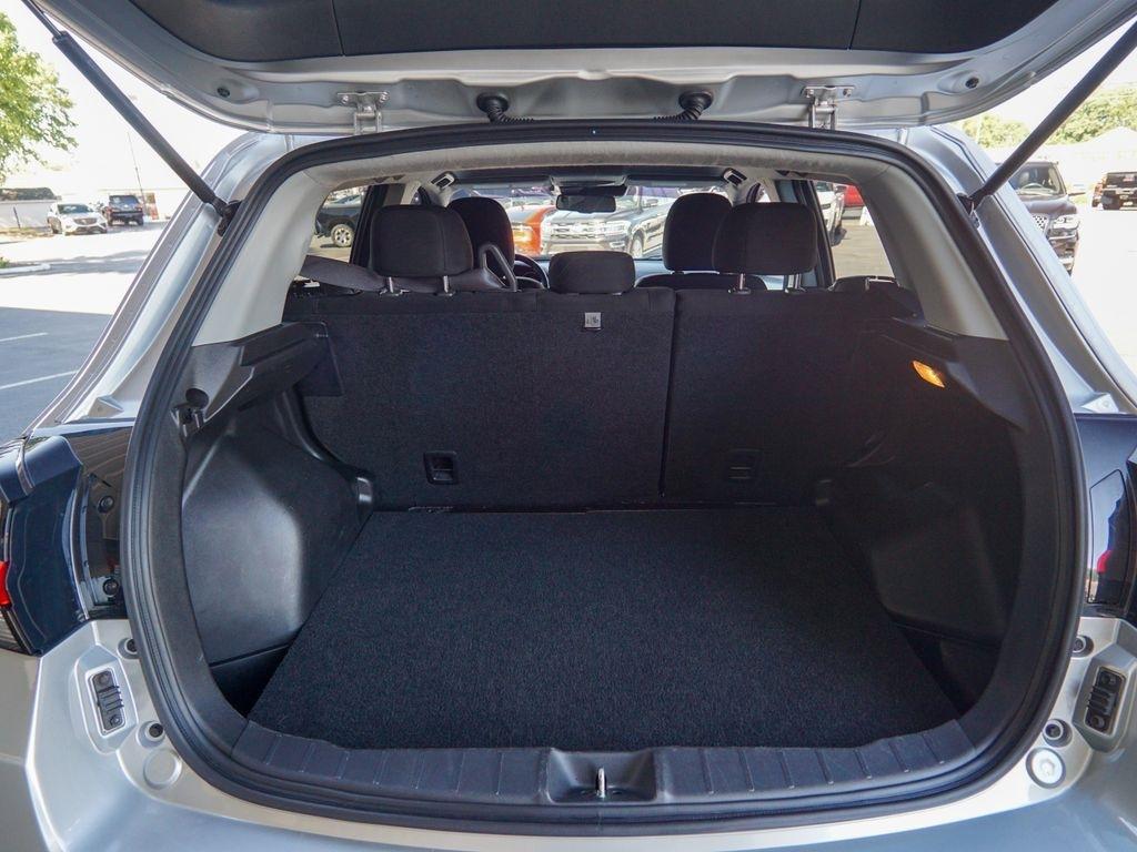 Mitsubishi Outlander Sport  2021