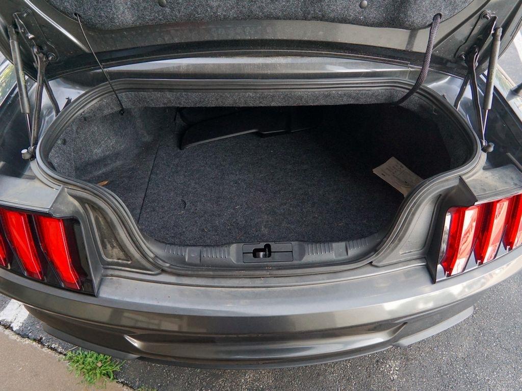 Ford Mustang  2019