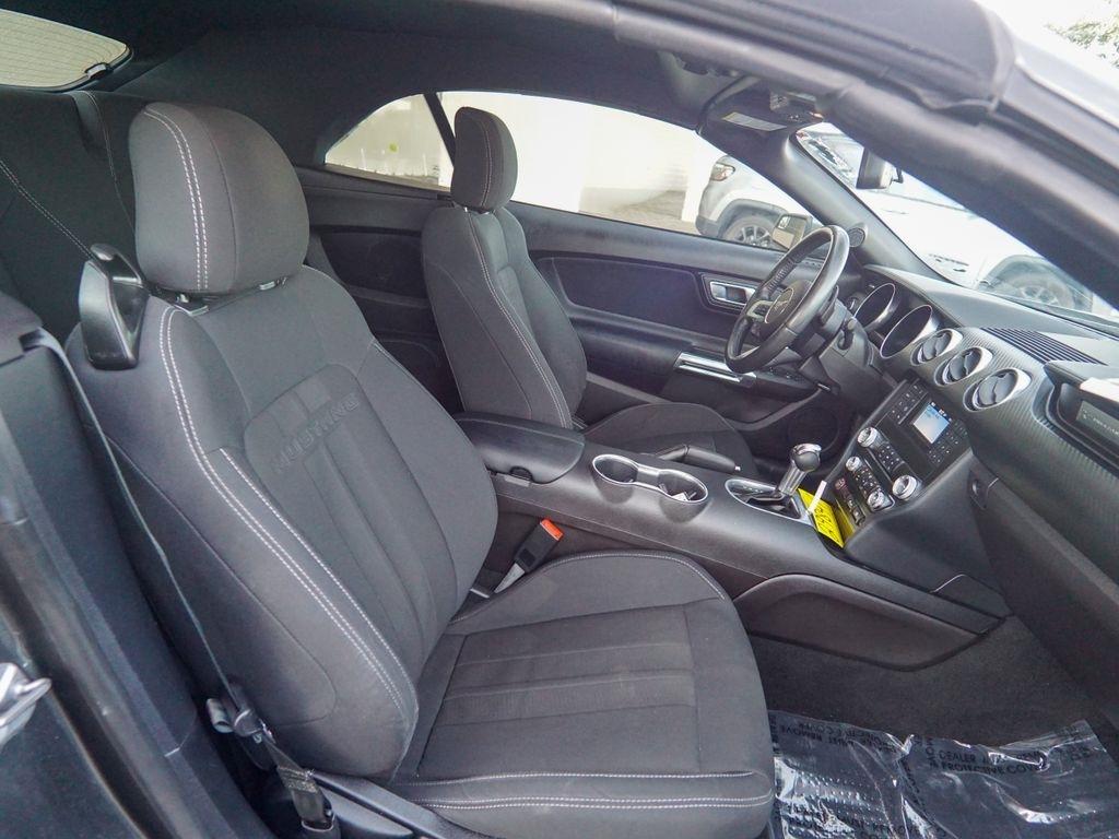 Ford Mustang  2019