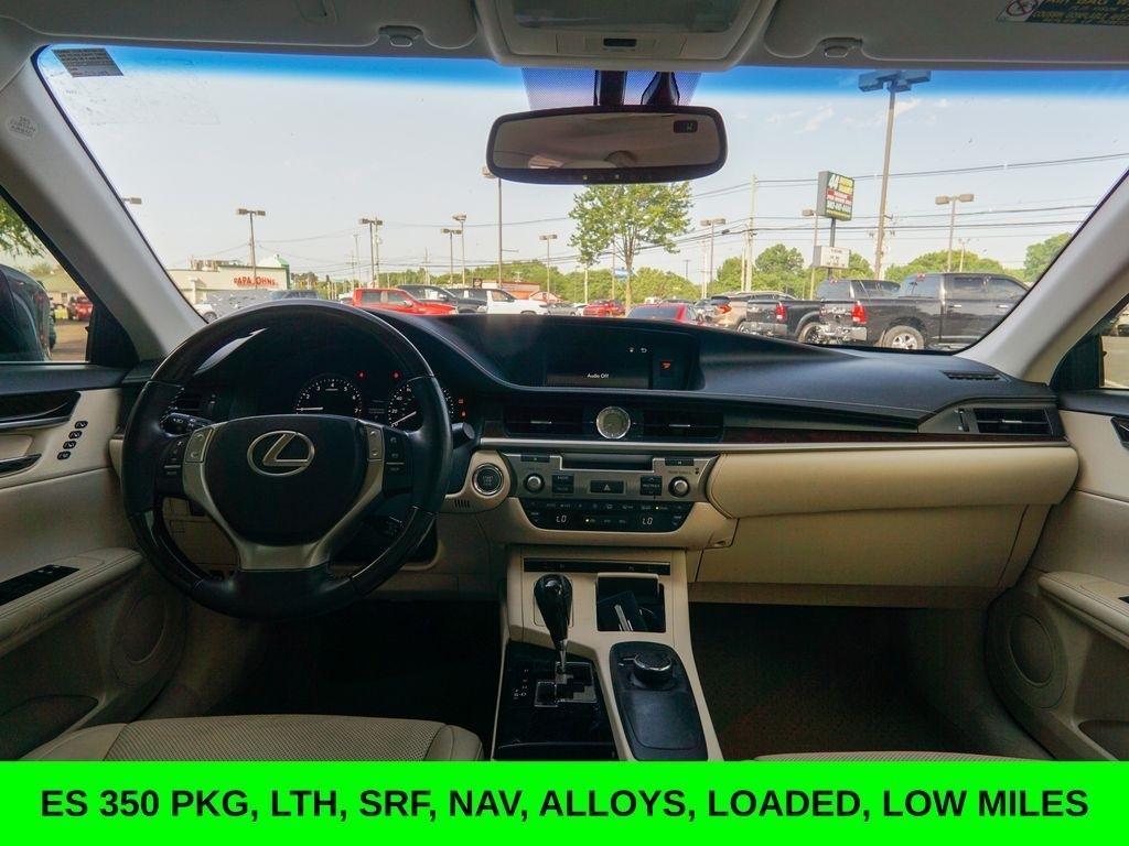 Lexus ES 350  2015