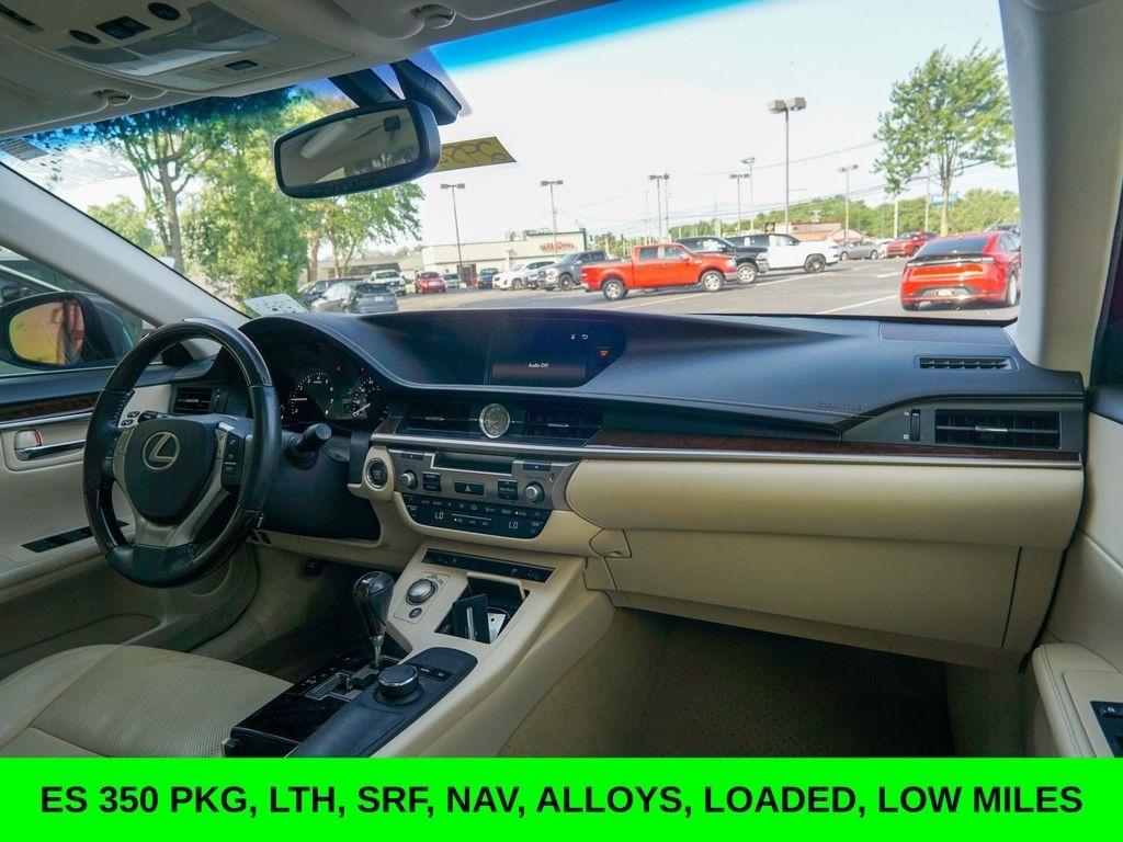 Lexus ES 350  2015
