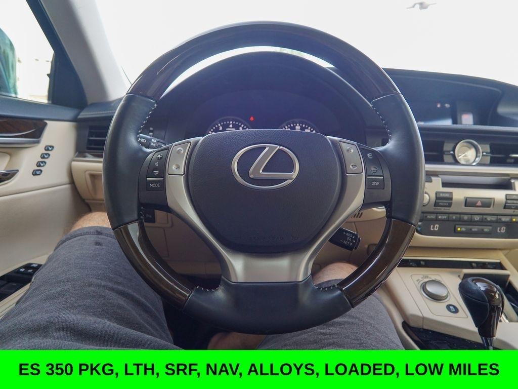 Lexus ES 350  2015