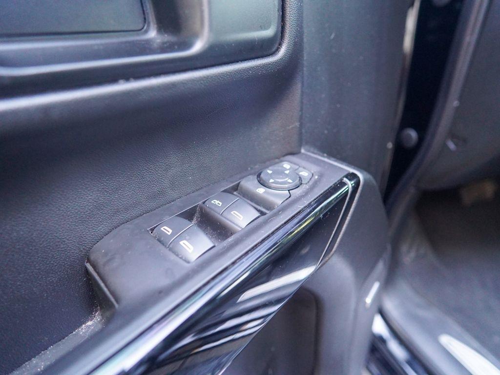Chevrolet Silverado 1500  2020