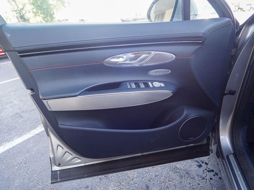 Genesis GV70  2023